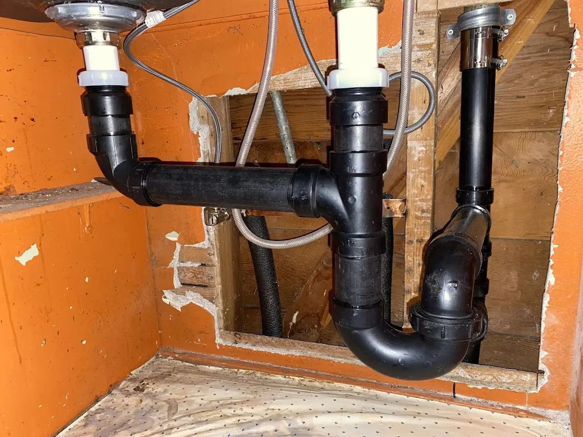 Professional Pipe Bursting equipment and tools on the job in St. Gabriel